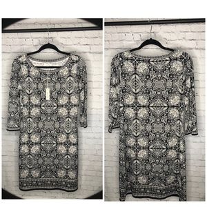NWT. Black and white Max studios dress